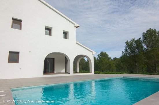 Finca en venta en Benissa (Alicante)