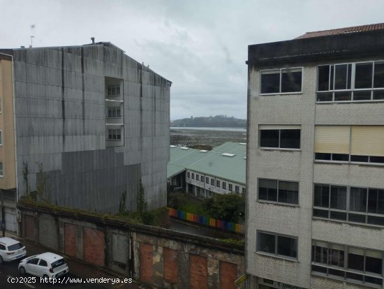 Edificio en venta en Neda (La Coruña)