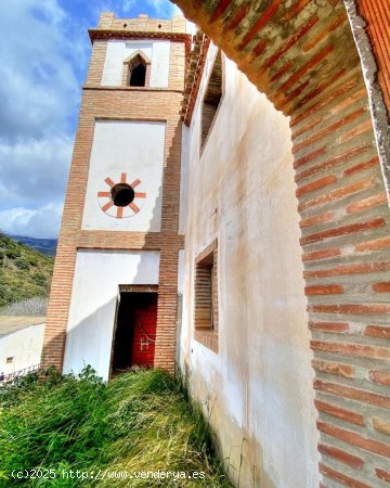 Castillo en venta en Salares (Málaga)