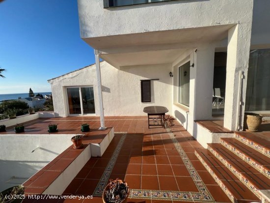 Villa en venta en Estepona (Málaga)