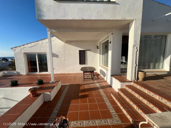 Villa en venta en Estepona (Málaga)