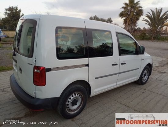 Volkswagen Caddy Profesional Kombi 1.4 Tgi (GNC) 110 cv de 2020 con 12.741 Km por 18.900 EUR. en Sev