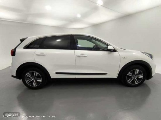 Kia Niro Niro 1.6 HEV Drive de 2019 con 81.350 Km por 16.900 EUR. en Barcelona