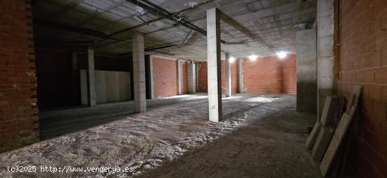 SE VENDE LOCAL COMERCIAL EN MOLINA DE SEGURA - MURCIA