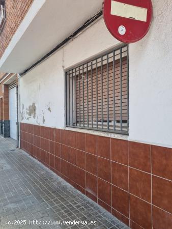 LOCAL EN ALQUILER EN LA CREU DE BARBERÀ - BARCELONA