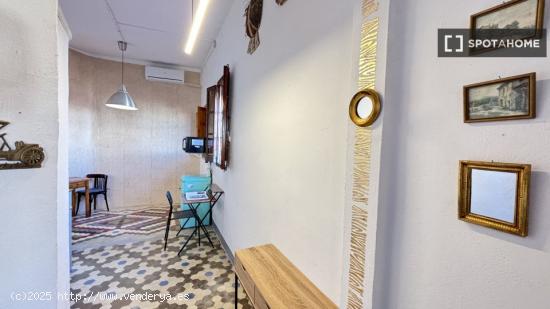 Apartamento entero de 1 dormitorio en València - VALENCIA