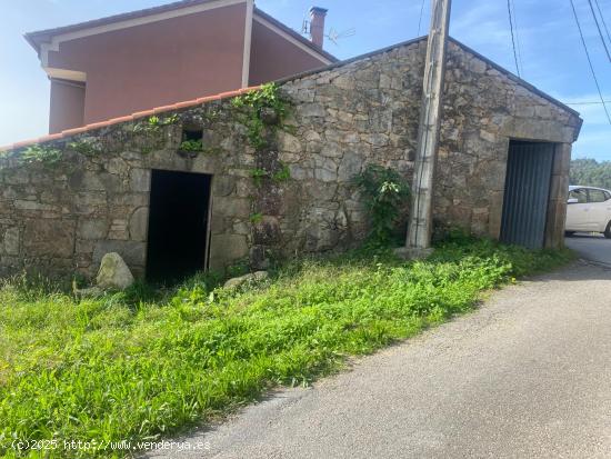  EN VENTA CASA RUSTICA CON TERRENO EN SAIAR - PONTEVEDRA 