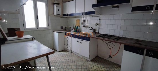 Edificio en venta en Narón (La Coruña)