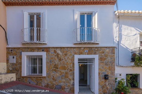 Casa en venta en Benidoleig (Alicante)