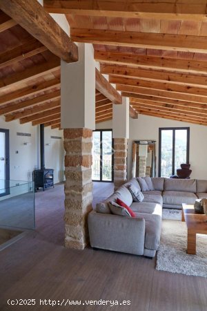 Finca en venta en Dénia (Alicante)