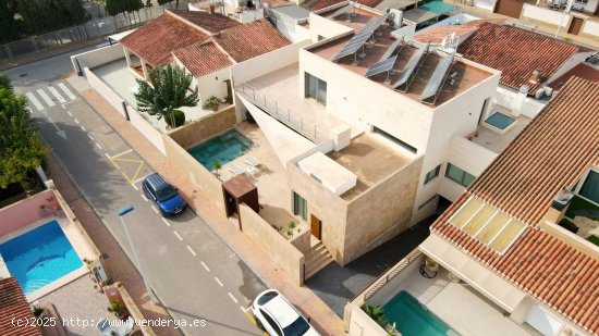 Villa en venta en San Pedro del Pinatar (Murcia)