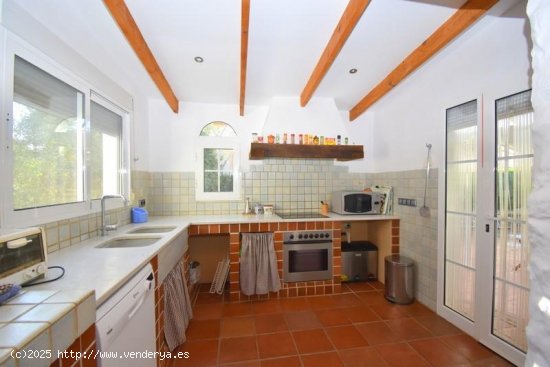 Villa en venta en Turís (Valencia)