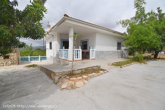  Villa en venta en Llombai (Valencia) 