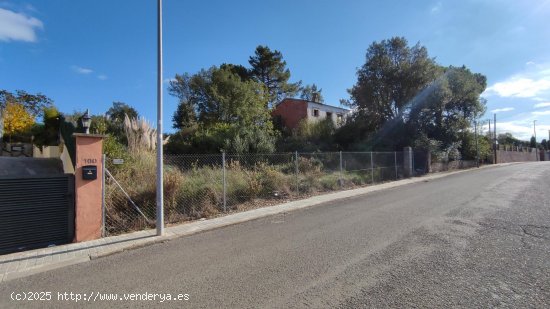 Suelo urbano en venta  en Sils - Girona