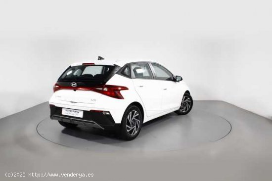 Hyundai i20 ( 1.2 MPI Klass )  - Barcelona