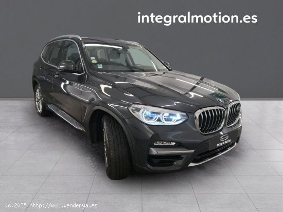 BMW X3 sDrive18d - TRANSITO