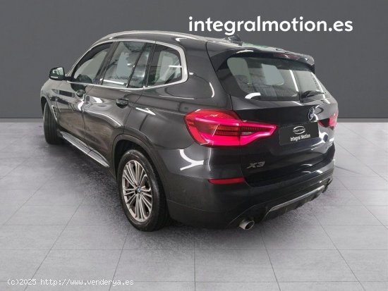 BMW X3 sDrive18d - TRANSITO