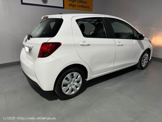 Toyota Yaris 100cv hybrid - Paterna