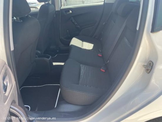 PEUGEOT 208 en venta en AlhendÃ­n (Granada) - AlhendÃ­n