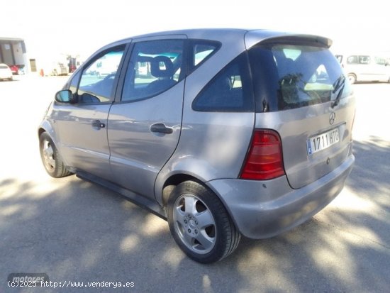 Mercedes Clase A A170 CDI AVANTGARDE. de 2000 con 238.000 Km por 3.000 EUR. en Murcia