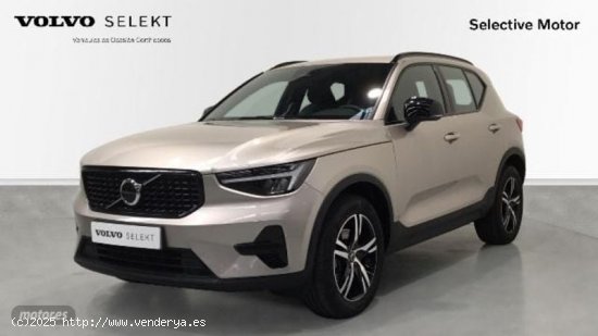  Volvo XC40 XC40 Plus, B3 mild hybrid, Gasolina, Dark de 2023 con 26.500 Km por 34.900 EUR. en Cantab 