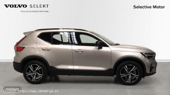 Volvo XC40 XC40 Plus, B3 mild hybrid, Gasolina, Dark de 2023 con 26.500 Km por 34.900 EUR. en Cantab