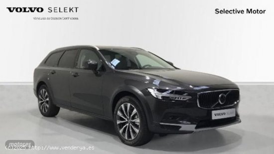 Volvo V 90 2.0 B4 D ULTIMATE 4WD AUTO 197 5P de 2023 con 6 Km por 69.900 EUR. en Cantabria