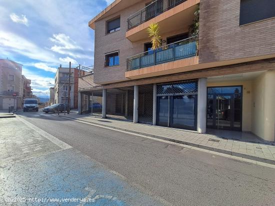 Local comercial en alquiler Igualada - poble sec - BARCELONA