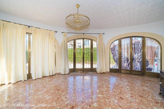 Villa semi adosada de 3 dormitorios a la venta en Parcent, Valle del Pop. - ALICANTE