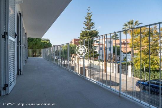  Piso con terraza en el Vinyet - BARCELONA 