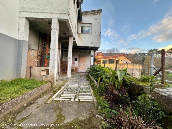 CASA lista para entrar, excelente ubicación. Zona QUINTELA de Canedo. - ORENSE