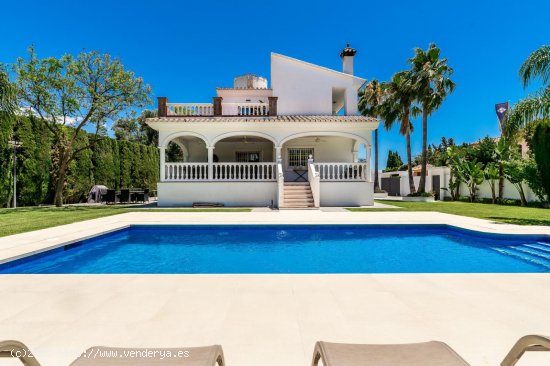 Villa en venta en Marbella (Málaga)