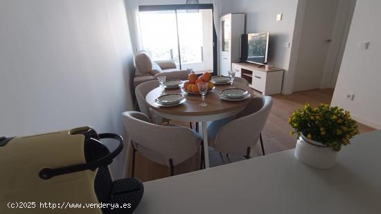 Vivienda en urbanización en la zona de Benalúa. - ALICANTE