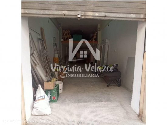 Local en venta en Rincón de la Victoria (Málaga)