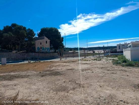 Parcela urbana consolidada en venta en Orito, Monforte del Cid, Alicante - ALICANTE