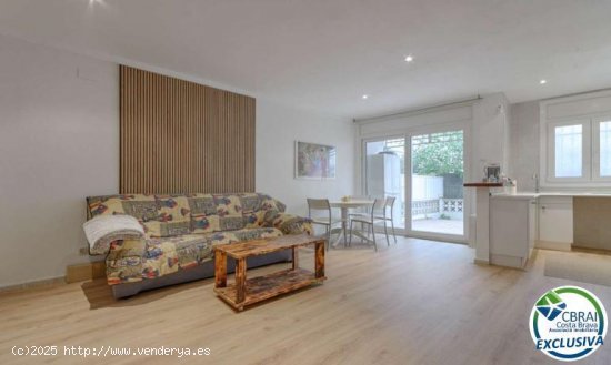 Unifamiliar adosada en venta  en Empuria-brava - Girona