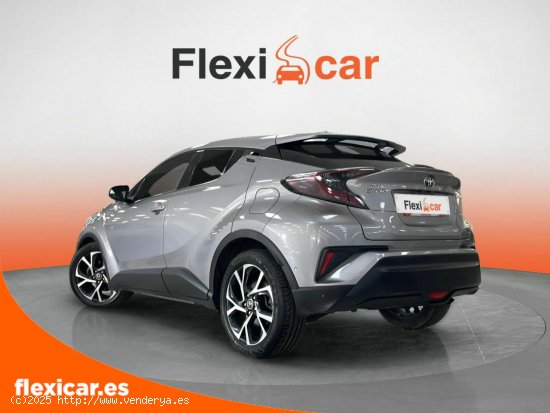 Toyota C-HR 1.8 125H Advance P.Plus P. Luxury - Cornellà de Llobregat