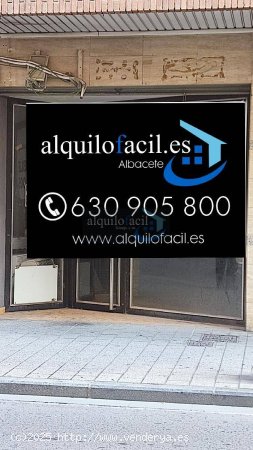 SE ALQUILA LOCAL/ DIONISIO GUARDIOLA/ 200 METROS/ 700€