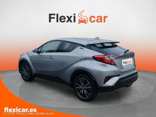 Toyota C-HR 1.8 125H Active - Cáceres