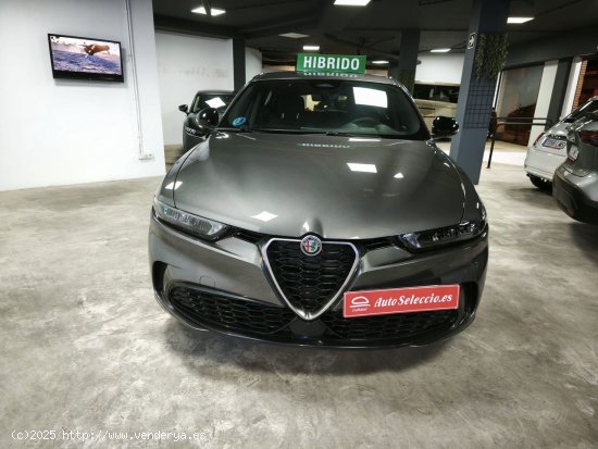 Alfa Romeo Tonale 1.5 MHEV GASOLINA 130 CV SUPER FWD gris 2023 - Carcaixent