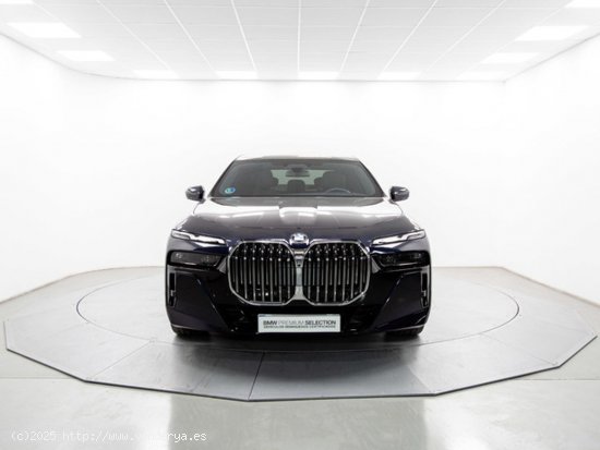 BMW Serie 7 740d xdrive 220 kw (299 cv) - Alicante