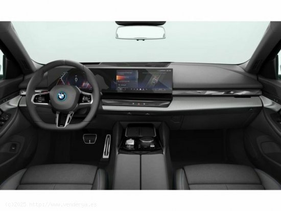 BMW i5 edrive40 250 kw (340 cv) - Alicante