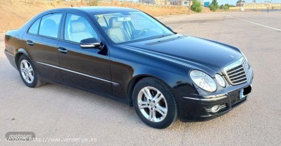 Mercedes Clase E E 220 CDI Avantgarde 2007. Diesel de 2007 con 72.560 Km por 15.500 EUR. en Malaga