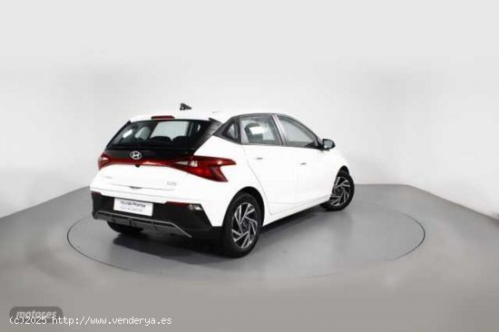 Hyundai i20 1.2 MPI Klass de 2024 con 3.517 Km por 18.800 EUR. en Barcelona