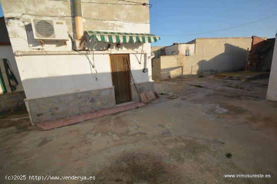 Casa para reformar en Orihuela del Camino Viejo de Almoradi en la pedanía de La Campaneta. - ALICAN