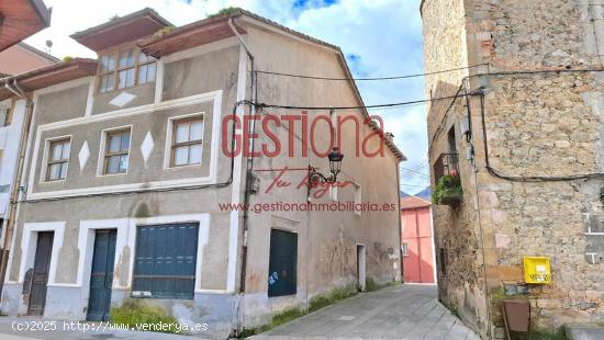 CASA PARA REFORMAR EN EL CENTRO DE RAMALES DE LA VICTORIA. - CANTABRIA