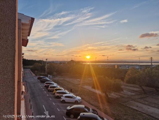 Apartamento 3 dormitorios vistas despejadas a laguna rosa - ALICANTE