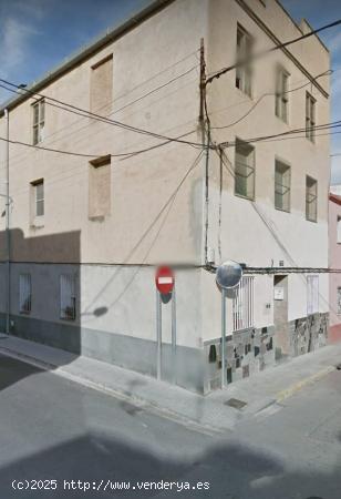 CASA DE 400m2 PER REFORMAR A LA RAVAL DE CRIST - TARRAGONA