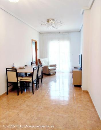 APARTAMENTO CON 3 DORM 2 BAÑOS CON GARAJE INCLUIDO. 95 M2 SUPERFICIE. PLAYA 1000 METROS. - ALICANTE