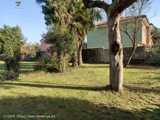 CASA REFORMADA EN MIENGO CON AMPLIA PARCELA - CANTABRIA